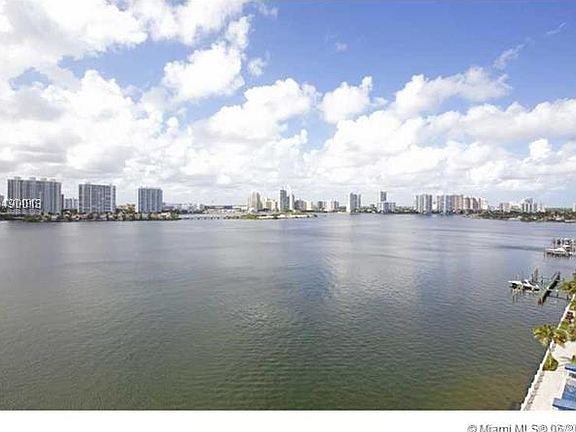 4th image of 17720 N Bay Rd #13-C