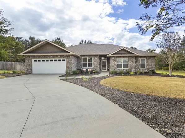 9807 Summer Creek Dr, Southport, FL 32409
