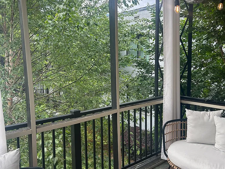 128 Peachtree Memorial Dr NW #4 — Photo 10