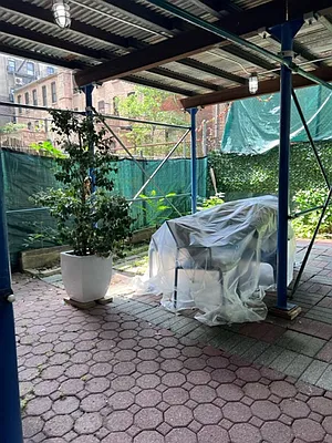 Rented by Cast Iron Real Estate | media 12