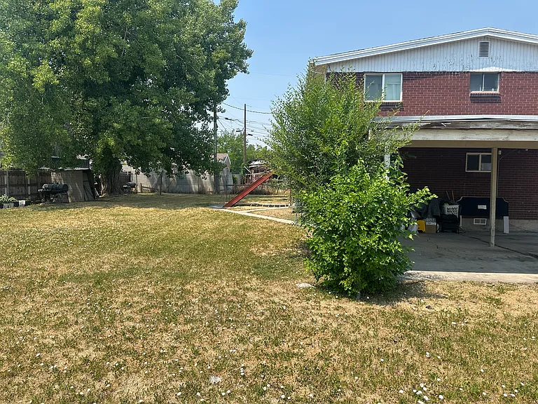 3381 W Tess Ave #C — Photo 12