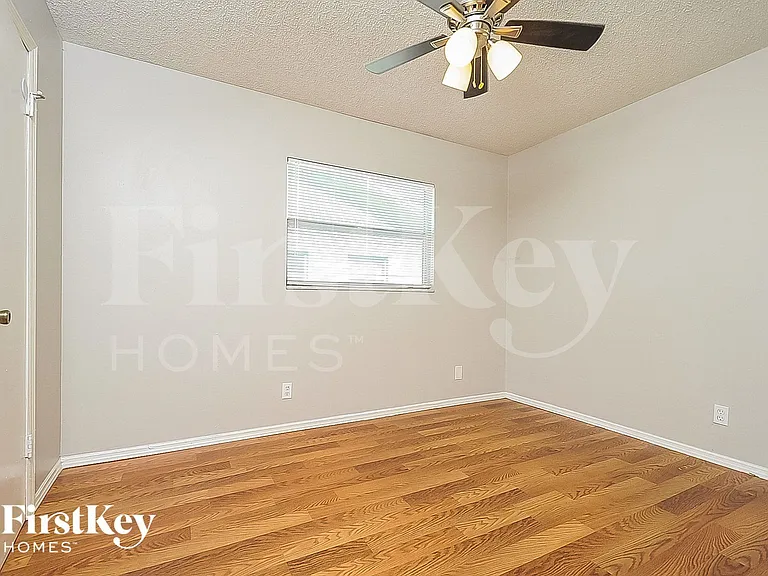 4402 S Lanier Dr — Photo 10