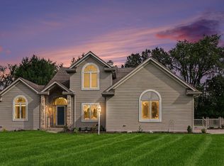 61470 Miami Meadows Ct, South Bend, IN 46614