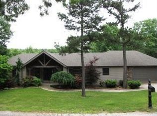 310 Whitfield Ln, Hollister, MO 65672