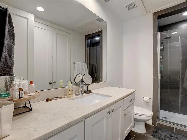 2708 San Pedro St #301 — Photo 11