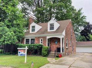 35406 Ash St, Wayne, MI 48184