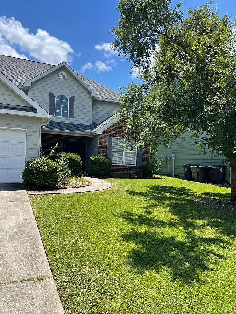 10037 Sandhill Ct — Photo 1