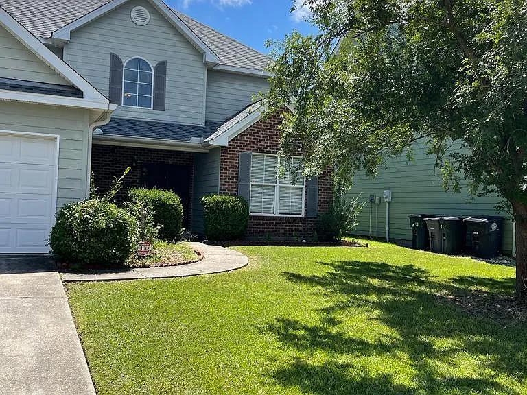 10037 Sandhill Ct — Photo 1