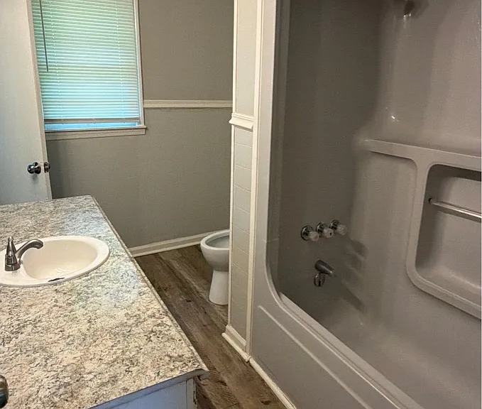3058 Boswell Dr NW — Photo 7