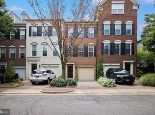 4922 Kilburn St, Alexandria, VA 22304