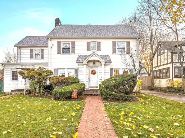 43-24 Morgan Street, Little Neck, NY 11363