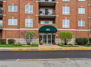 365 Graceland Ave Unit 205A, Des Plaines, IL 60016