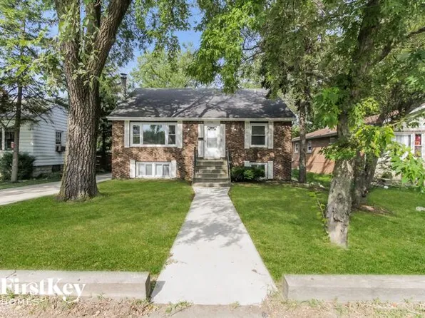 17936 Burnham Ave, Lansing, IL 60438