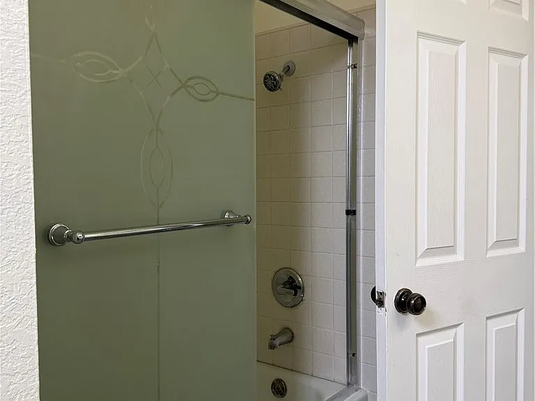 19105 Cimmaron Ct — Photo 13