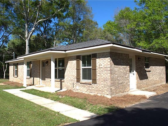 2nd image of 3174 Roberts Ln
