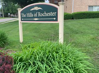 495 Miller Ave APT 204, Rochester, MI 48307