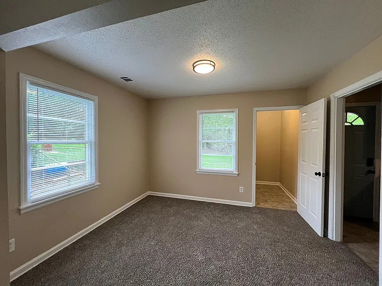 3525 N Trezevant St — Photo 5