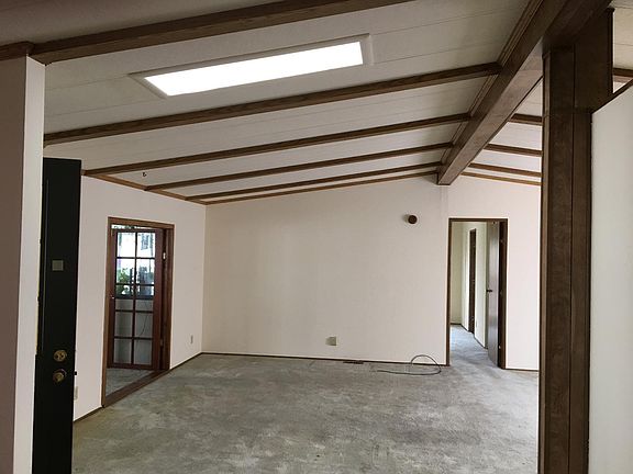 5th image of 82 Seascape Dr