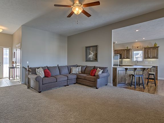 5th image of 21334 Castlerock Ln
