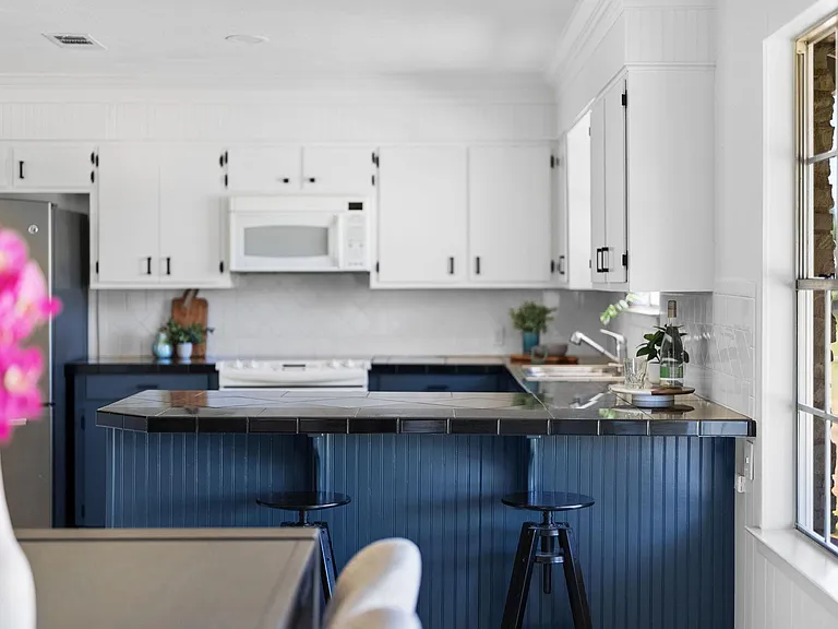 301 Retha Dr — Photo 11