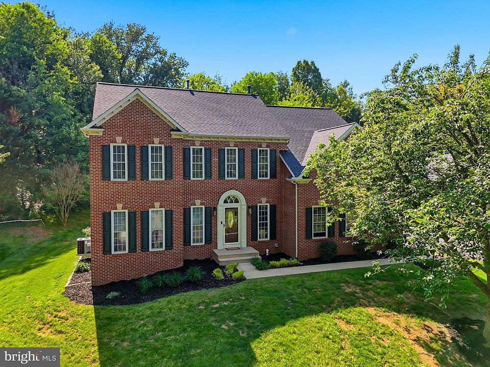 1st image of 3444 Stratford Dr