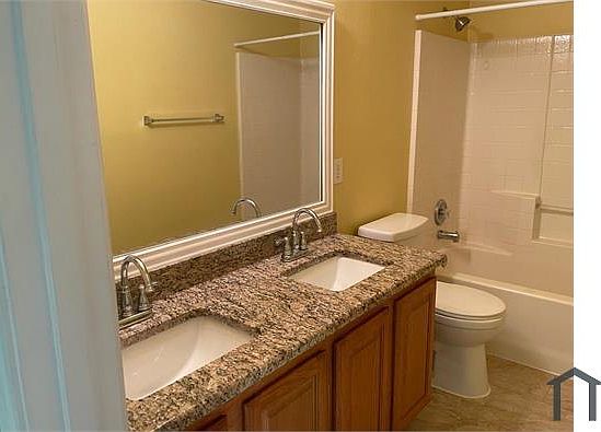 2nd image of 3128 Deleon Dr