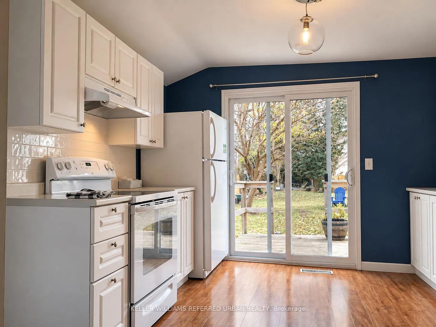 2 bed, $2,300 — Photo 2