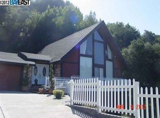 5627 Crow Canyon Rd, Castro Valley, CA 94552