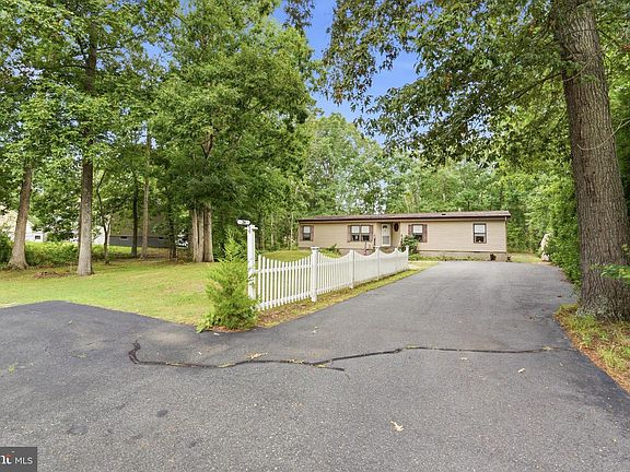 2nd image of 26 Walnut Rd