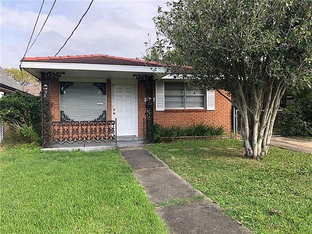 2nd image of 1217 N Turnbull Dr