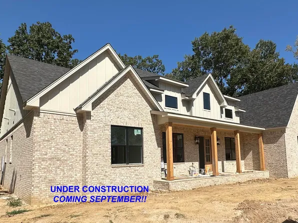 202 Shagbark Trl, Maumelle, AR 72113