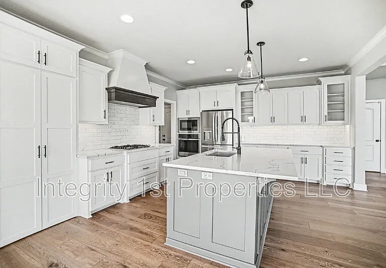 1304 NW 107th Ter — Photo 11