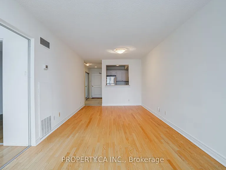 92 King St E #1703 — Photo 20