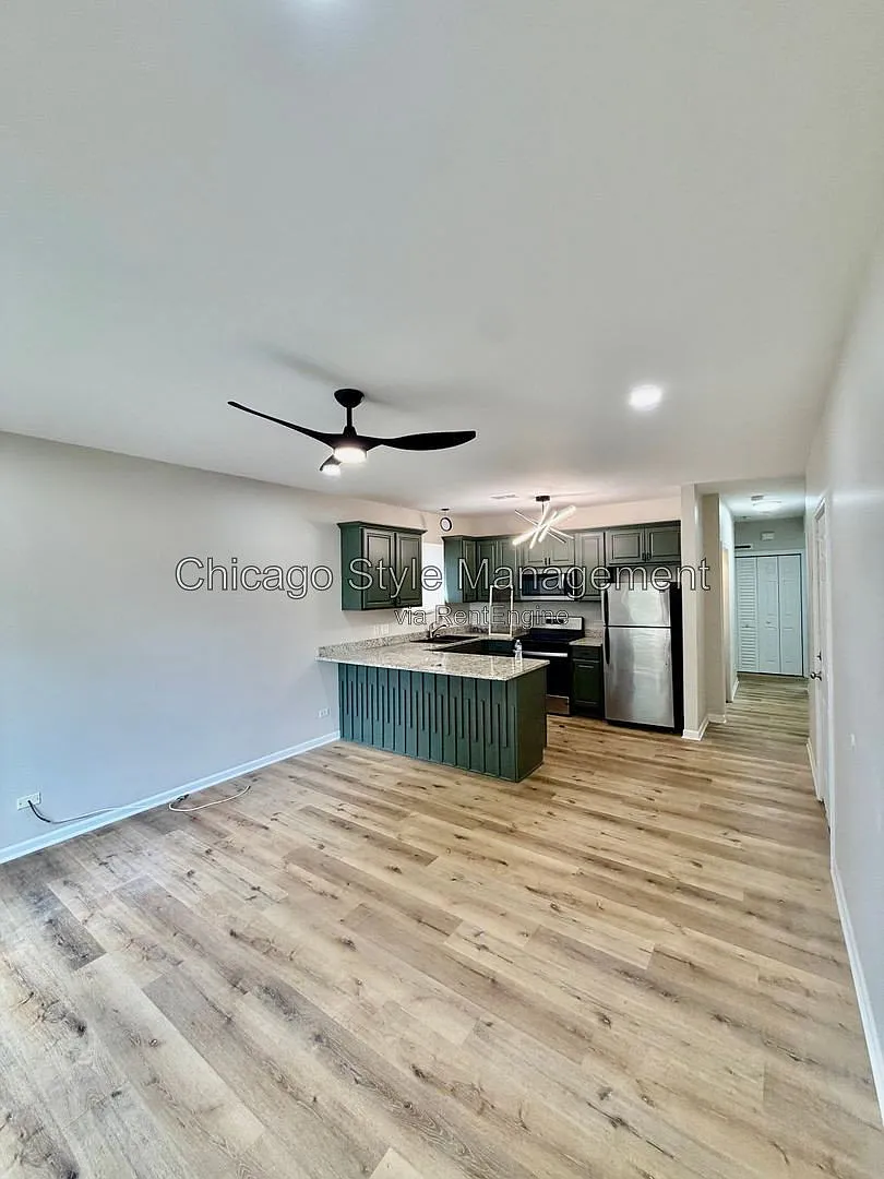 3 bed, 2.0 bath, 1500 sqft, $2,250 — Photo 1
