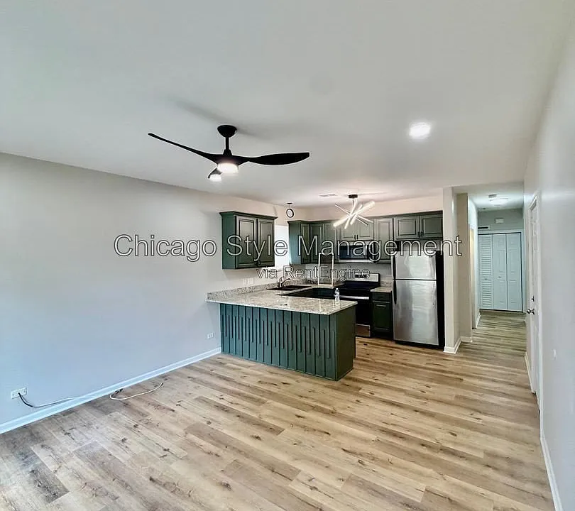 6439 S Saint Lawrence Ave #2