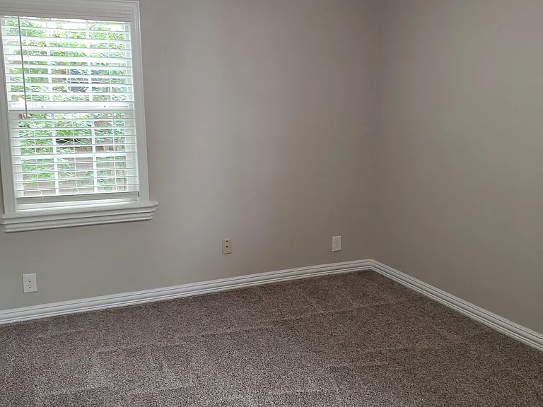 3703 Byrd Dr — Photo 13