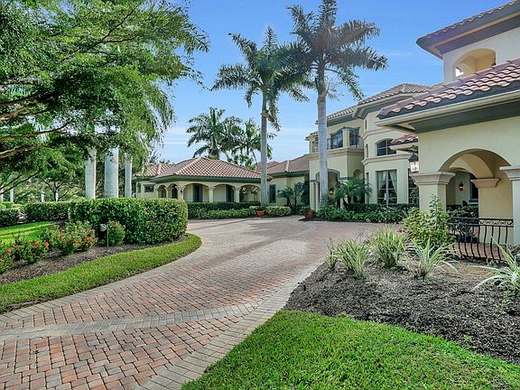4th image of 9390 Lakebend Preserve Ct