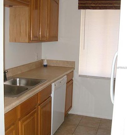 5th image of 7511 Presley Pl #101