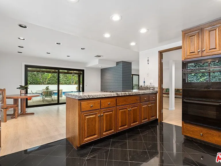 3135 Chandelle Rd — Photo 13