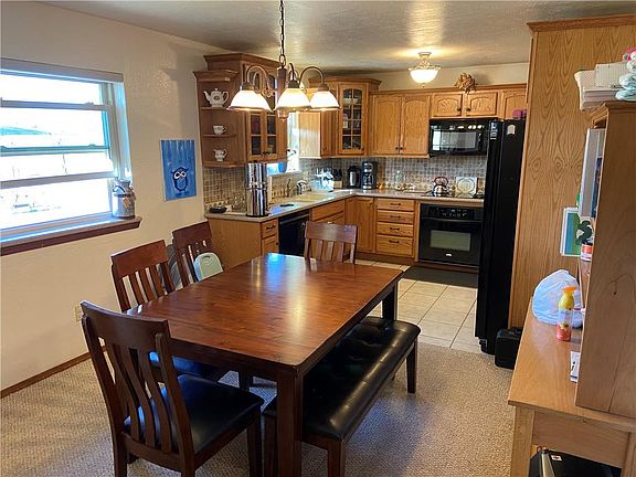 2nd image of 1105 S English Dr