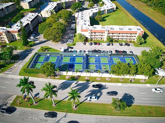 5th image of 8600 Sunrise Lakes Blvd APT 201
