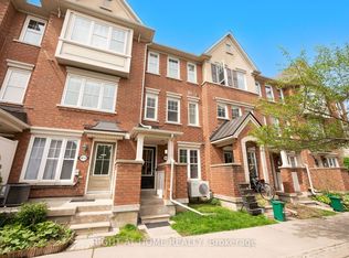 50 Mendelssohn St #12, Toronto, ON M1L 0G8