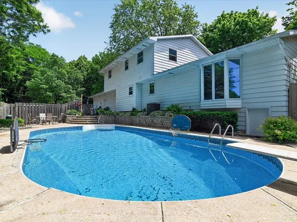 6602 Montclair Ln, Madison, WI 53711