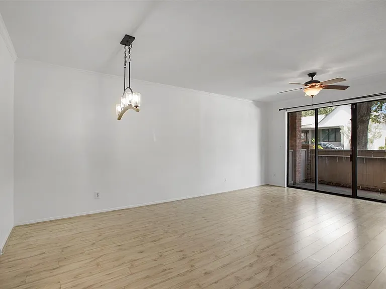 2475 Underwood St #180 — Photo 14