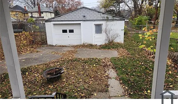 1140 Palmwood Ave — Photo 12