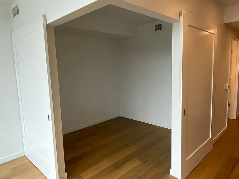 1808 Minor Ave #2010 — Photo 19