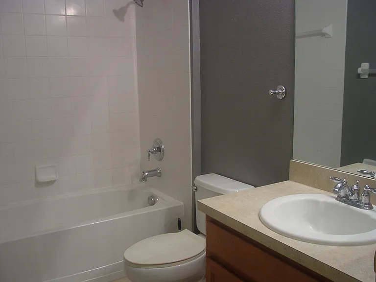 1207 Gentilly Ln — Photo 12