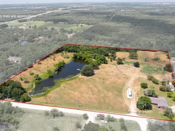 387 Wildcat Creek Rd, Axtell, TX 76624