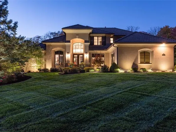 16824 Highland Ridge Dr, Loch Lloyd, MO 64012