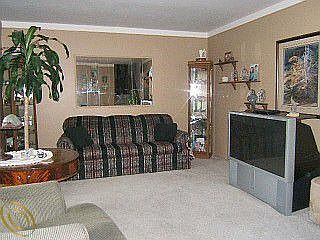 3rd image of 9464 Chaumont Dr